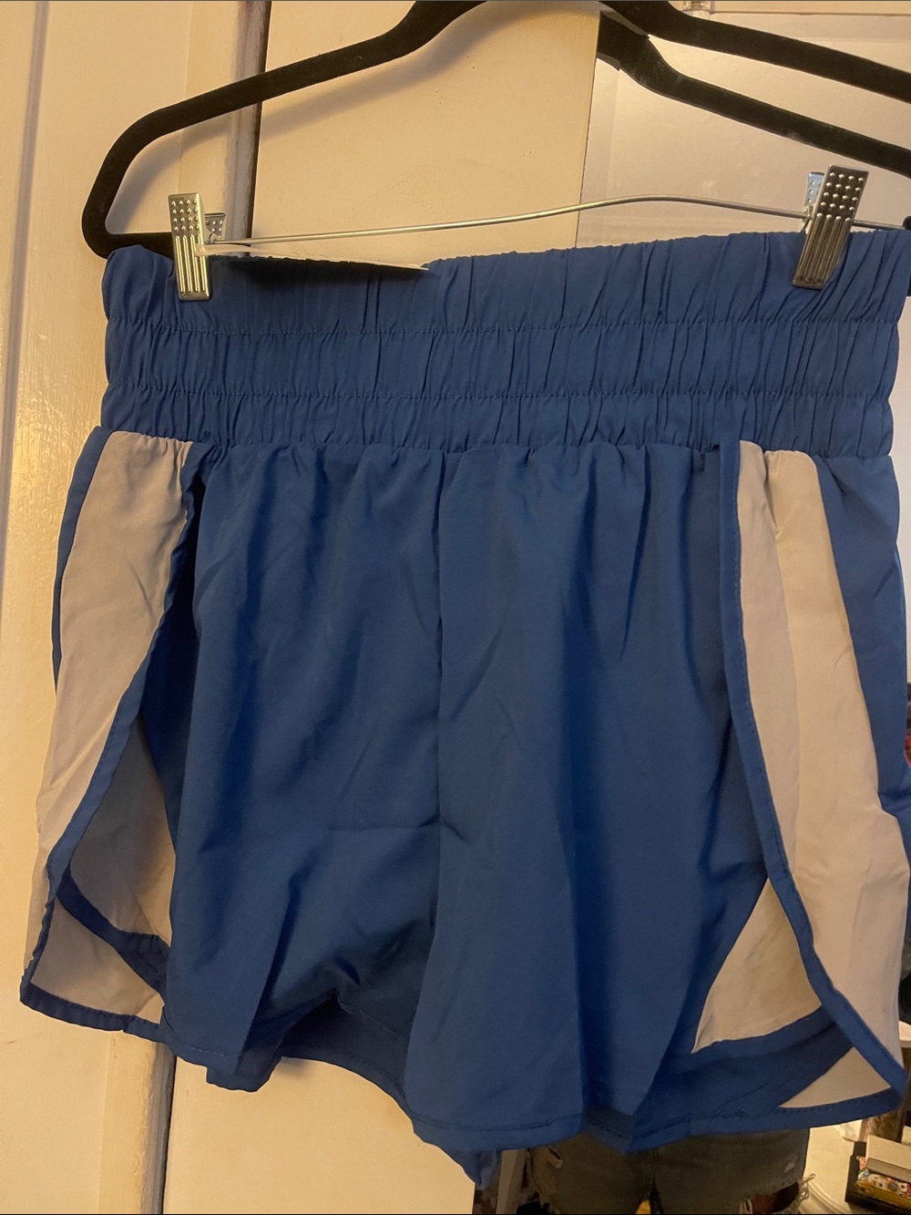 Ninexis XL new with tags Blue Athletic Shorts with Cream Side Panels